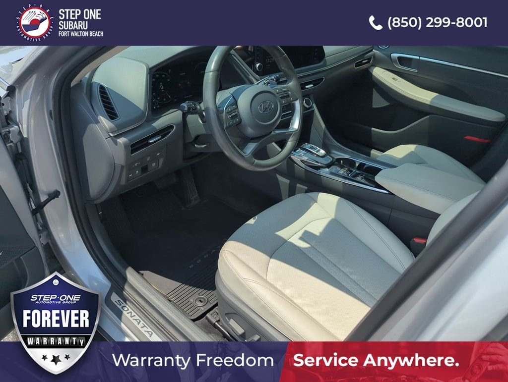 Used 2023 Silver Hyundai Limited image 11