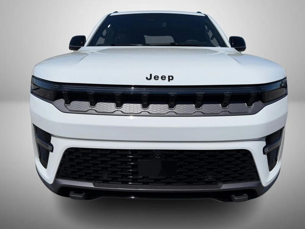 New 2026 Bright White Clear-Coat Exterior Paint Jeep Limited Reserve image 7