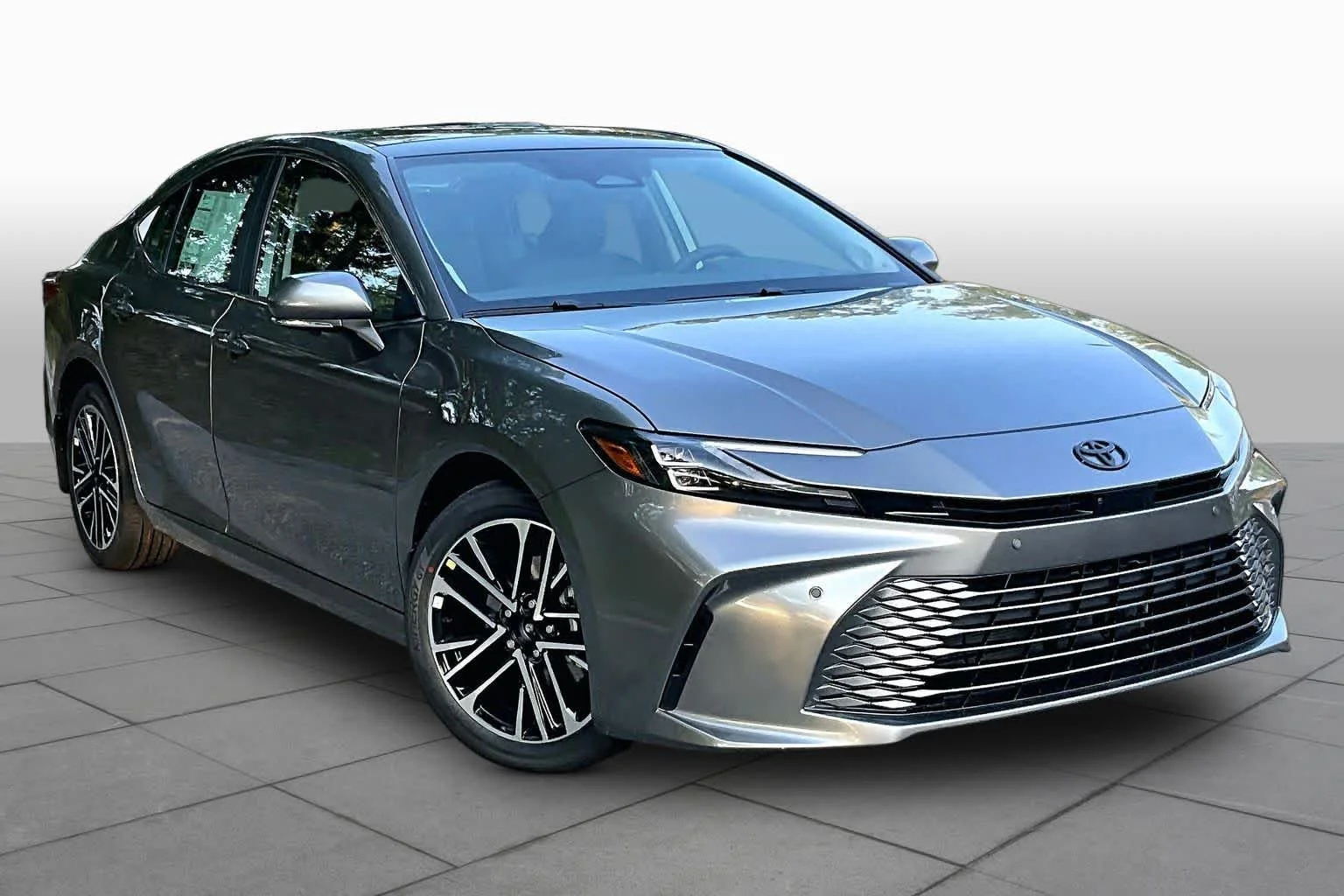 New 2026 Heavy Metal Toyota XLE image 2