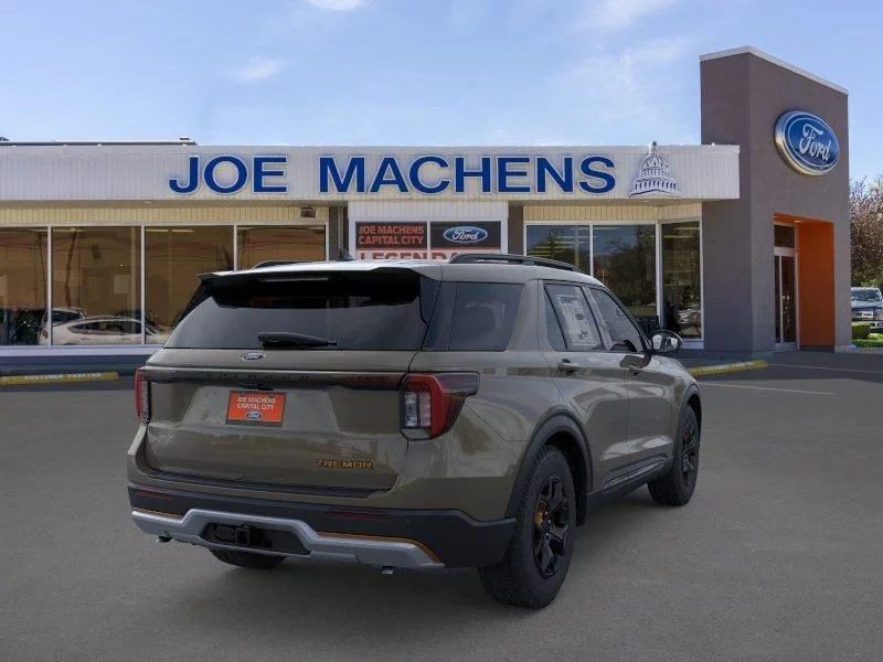 New 2026 Gray Ford Tremor image 8