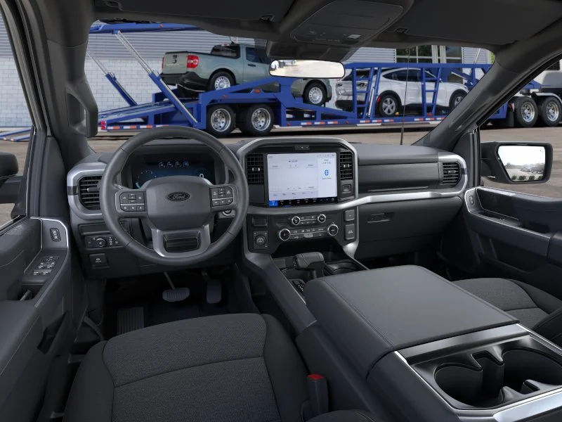New 2026 Oxford White Ford XLT image 9