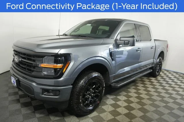 New 2026 Carbonized Gray Metallic Ford XLT image 7