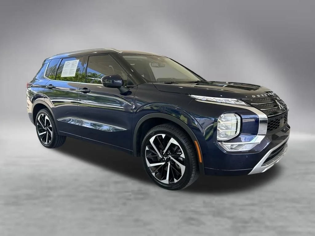 Used 2024 Blue Mitsubishi SEL Black Edition image 2