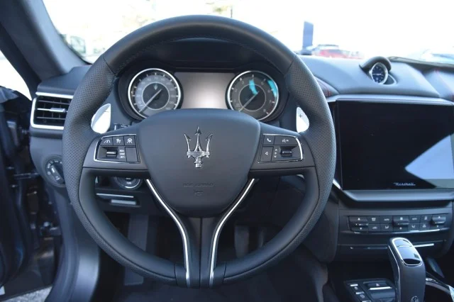 New 2024 Grigio Maratea Metallic Maserati Modena Ultima Q4 image 39