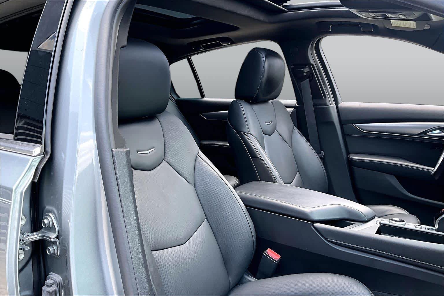 Used 2023 Argent Silver Metallic Cadillac Premium Luxury image 9