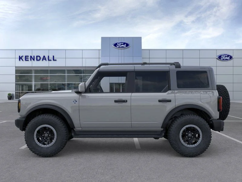 New 2026 White Ford Outer Banks image 3