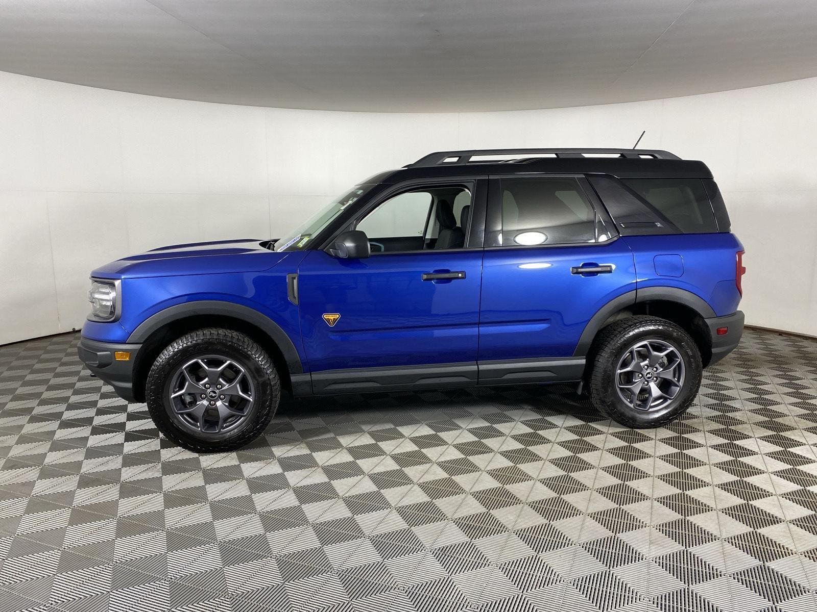 Used 2024 Atlas Blue Ford Badlands image 7