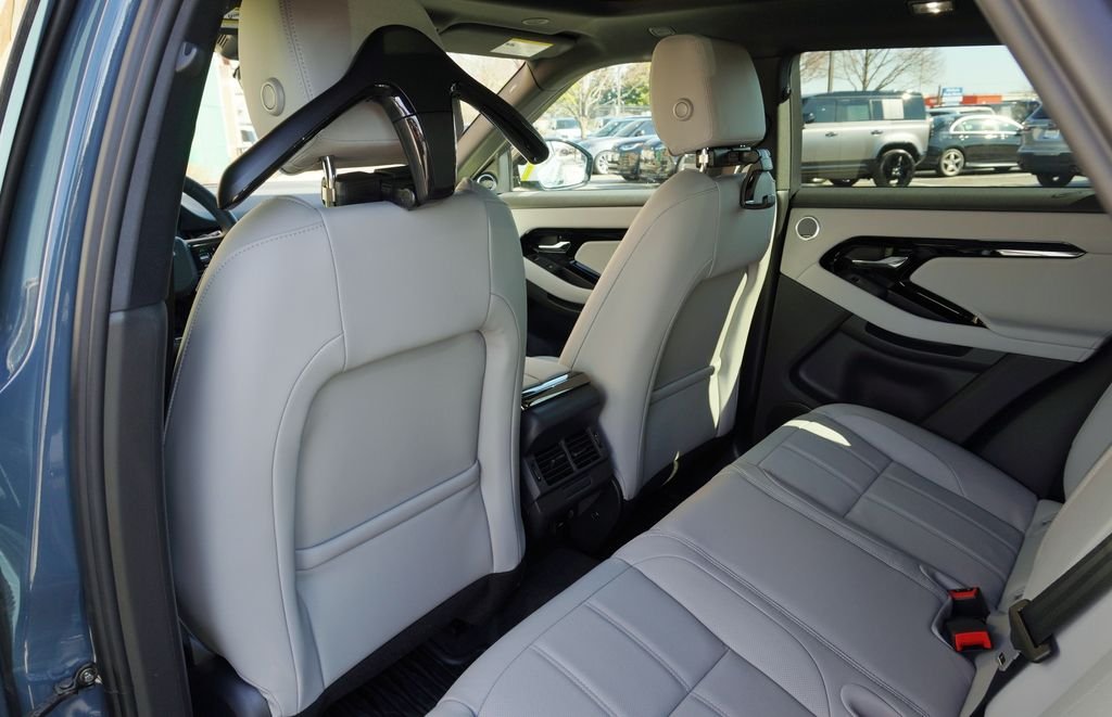 New 2026 Tribeca Blue Land Rover S image 29