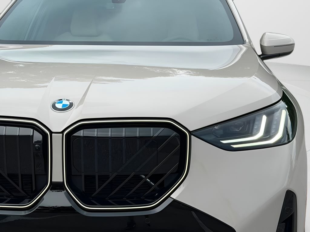 New 2026 Dune Grey Metallic BMW 30 xDrive image 9