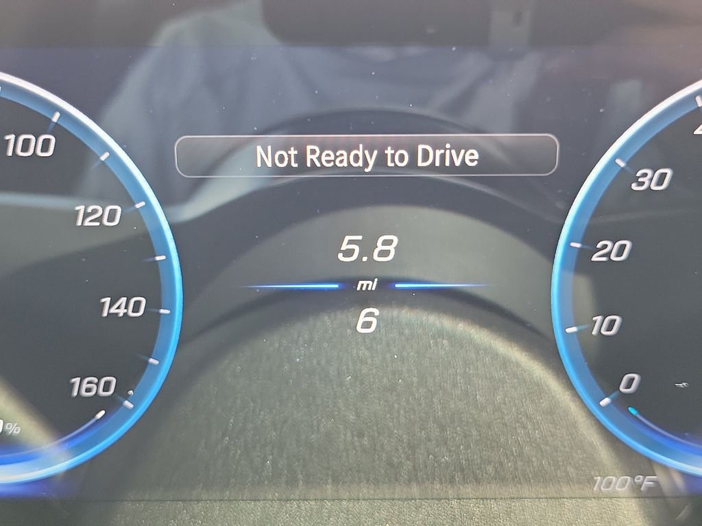 New 2027 Polar White Mercedes-Benz CLA 250+ image 24