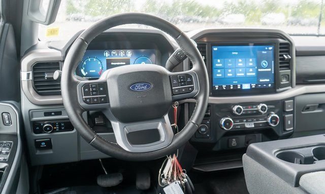 Used 2025 Iconic Silver Metallic Ford XLT image 12