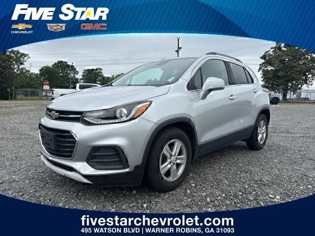 Used 2018 SILVER ICE METALLIC Chevrolet LT image 1