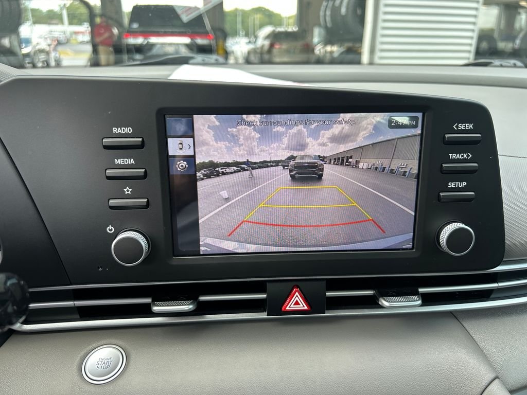 Used 2025 Gray Hyundai SEL Sport image 21