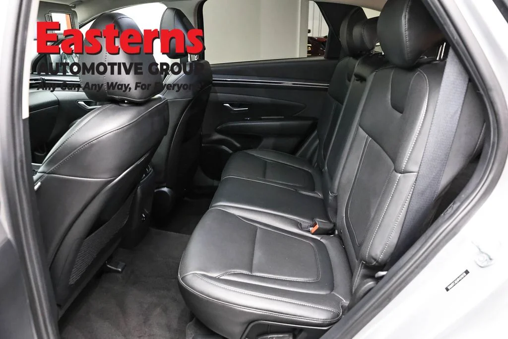 Used 2023 Silver Hyundai SEL image 22
