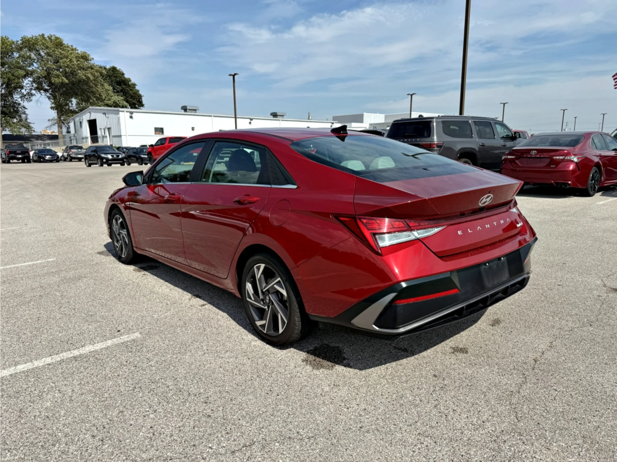 Used 2025 Ultimate Red Hyundai Limited image 8