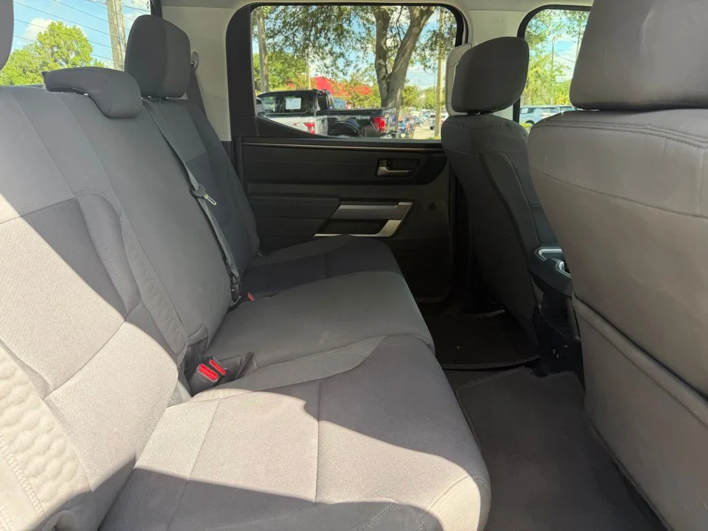 2024 Toyota Tundra SR5 - Photo 7