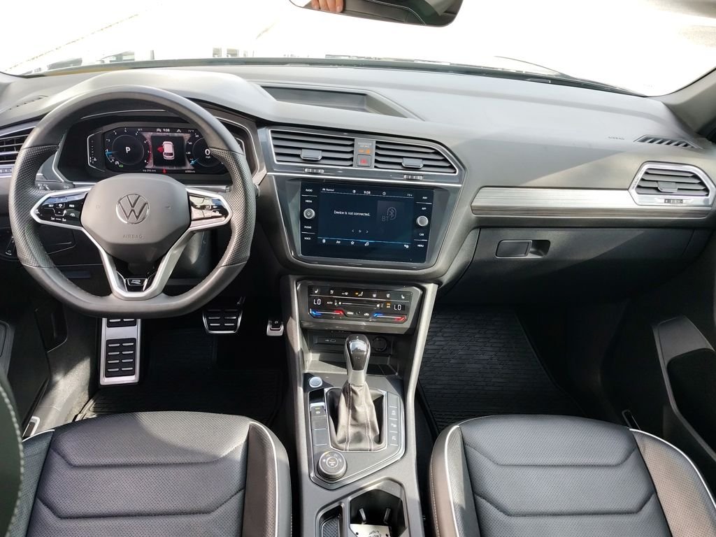 2024 Volkswagen Tiguan SEL R-LINE - Photo 32