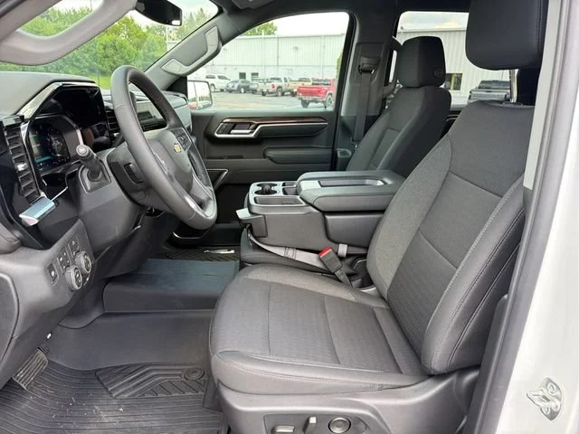 2026 Chevrolet Silverado 1500 LT - Photo 14