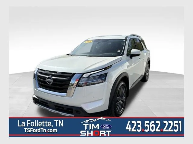 2023 Nissan Pathfinder SL