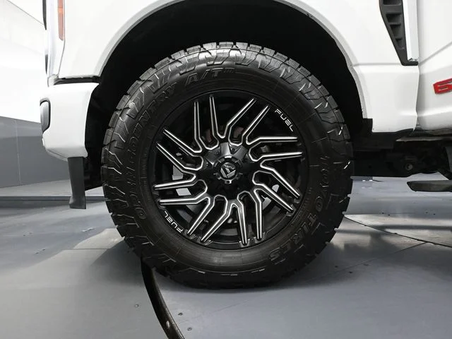2024 Ford F-350 Super Duty Platinum - Photo 17