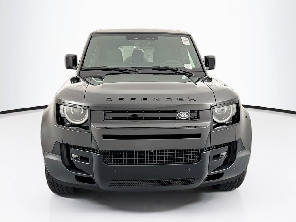 New 2026 Santorini Black Land Rover S image 2