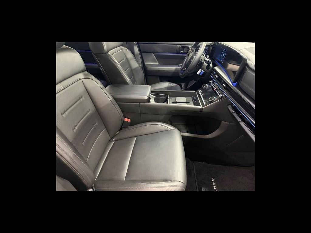 Used 2025 Gray Hyundai Calligraphy image 18