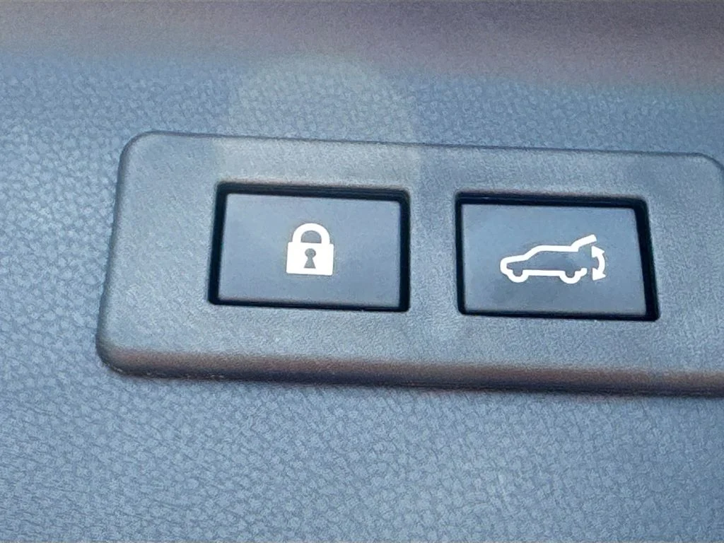 Certified Used 2026 White Subaru Premium image 33