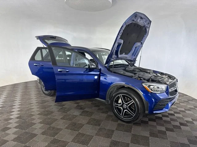 Used 2020 Blue Mercedes-Benz GLC 300 image 12