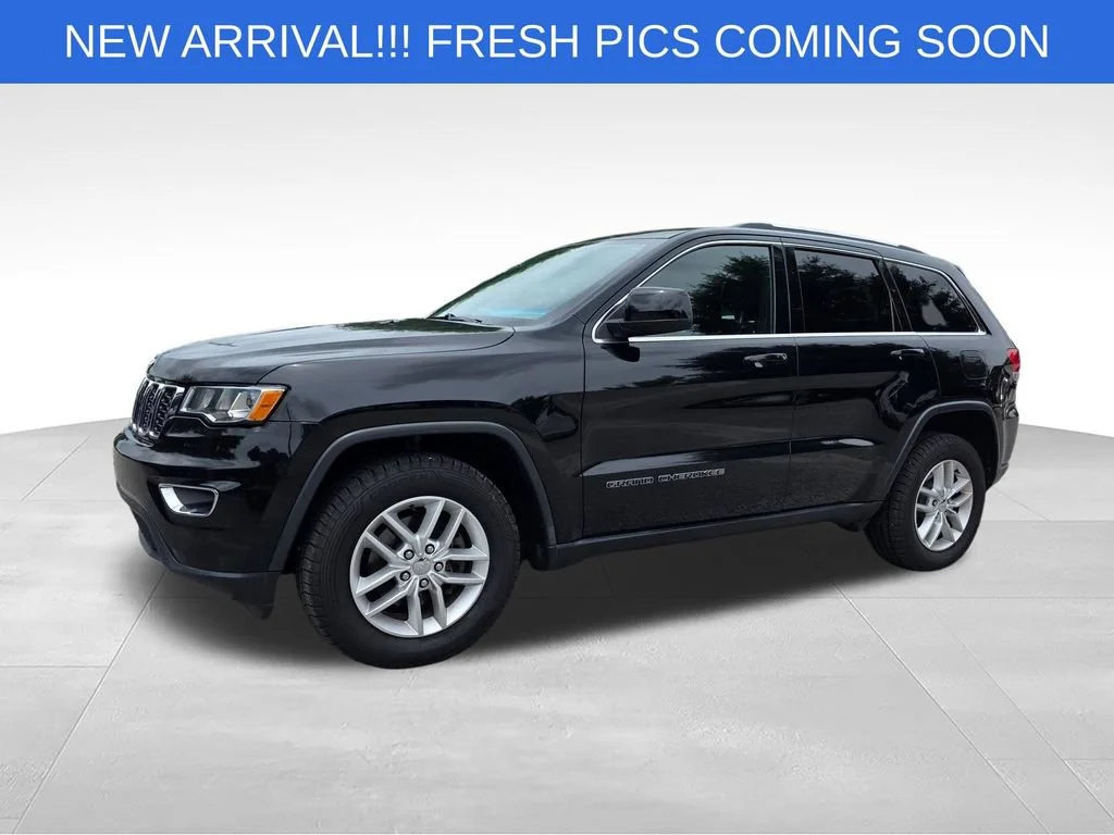 Used 2017 Black Jeep Laredo image 2