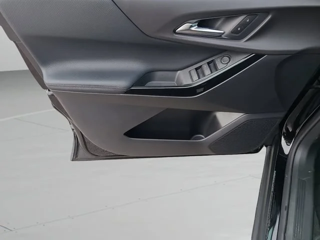 New 2027 Mosaic Black Metallic Chevrolet LT image 17