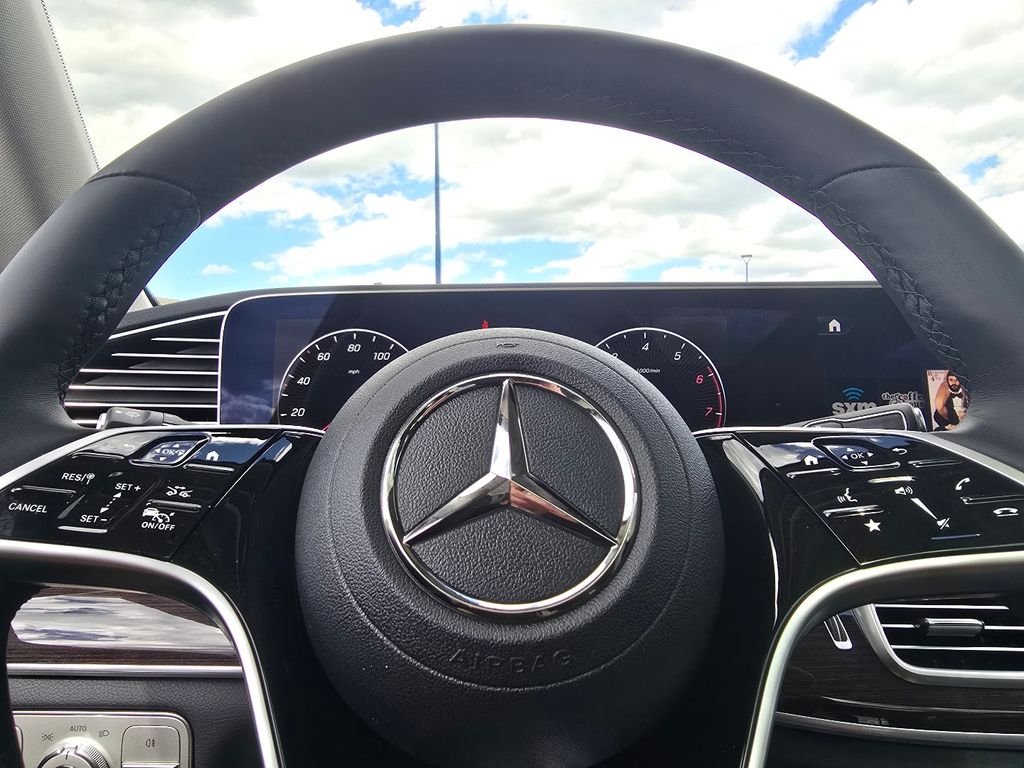 New 2026 Obsidian Black Metallic Mercedes-Benz GLE 450 image 30