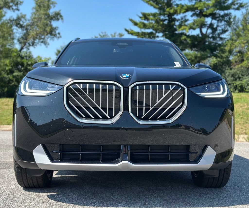 New 2026 Black Sapphire Metallic BMW 30 xDrive image 2