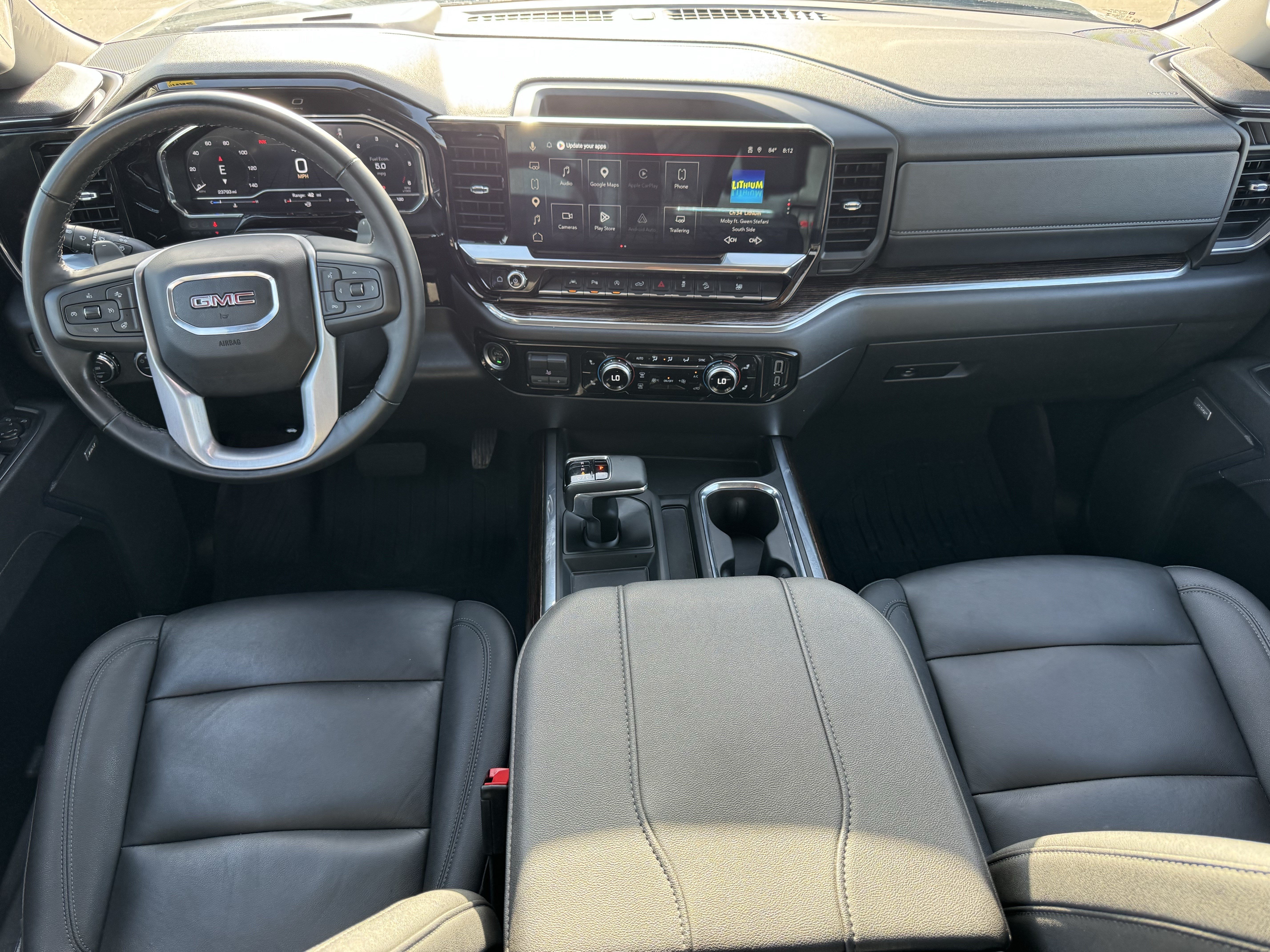 Used 2025 Titanium Rush Metallic GMC Elevation image 9