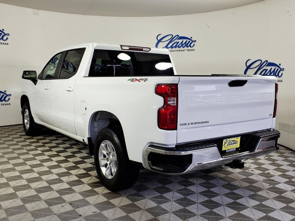 Used 2021 SUMMIT WHITE Chevrolet LT image 2