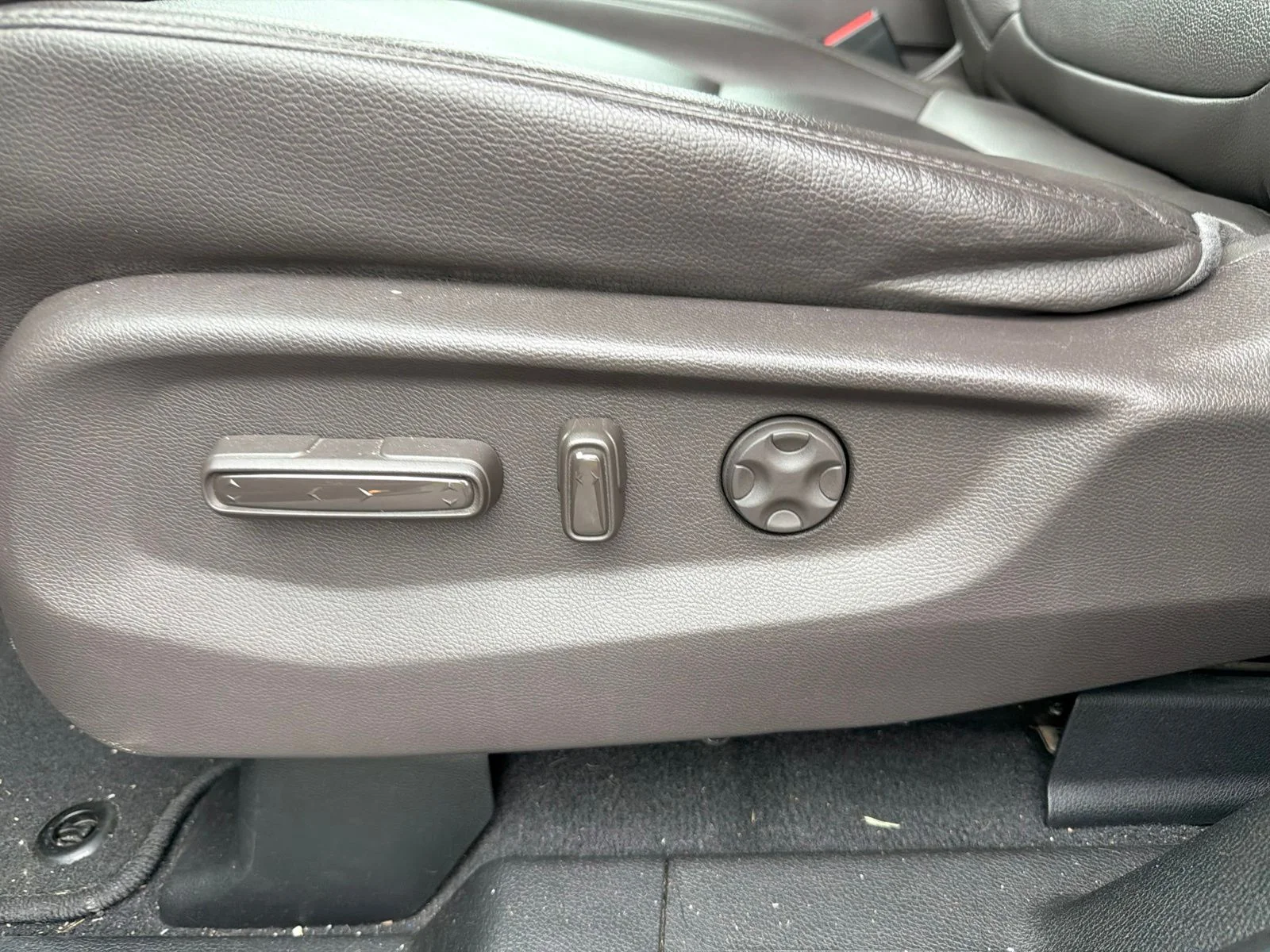 Used 2019 Silver Honda Touring image 13