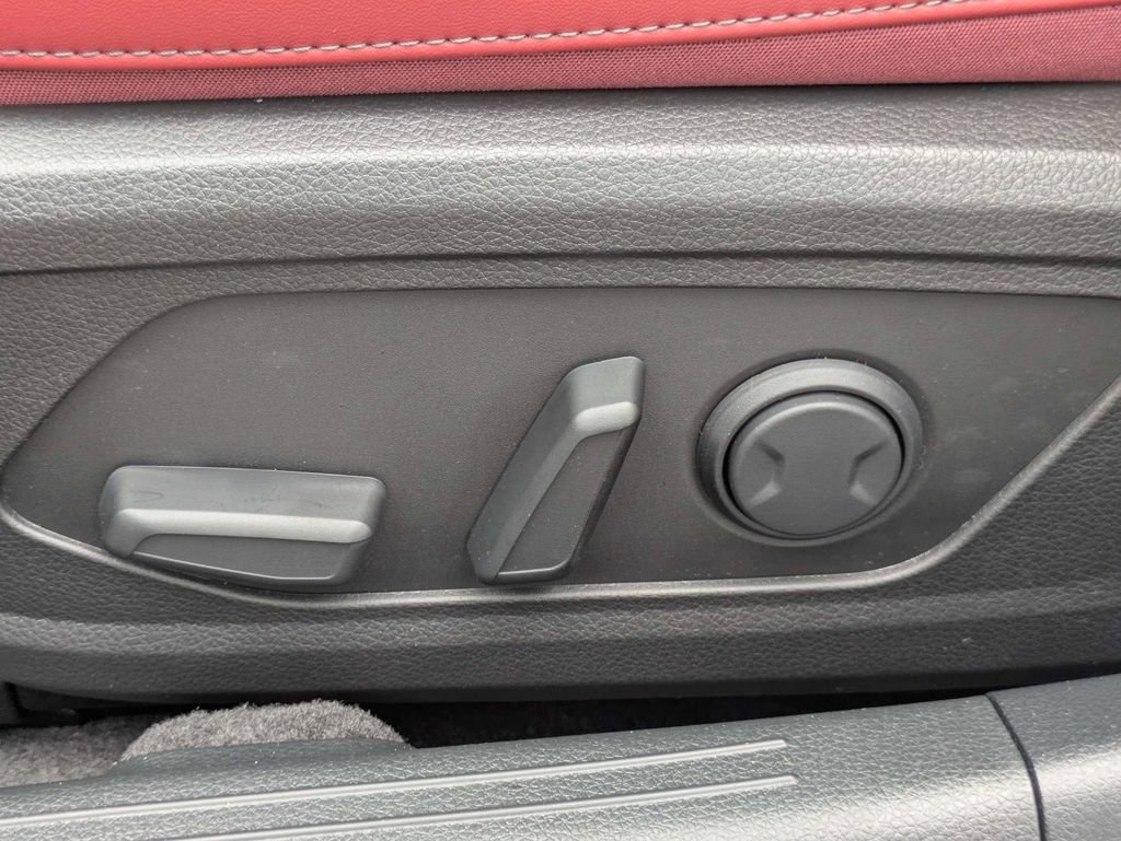 New 2026 Wolf Gray Kia GT-Line FWD image 19