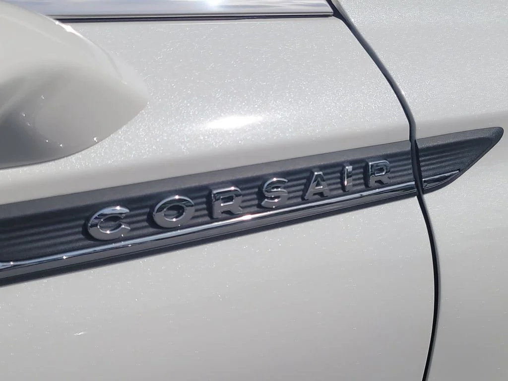 Certified Used 2023 White Lincoln Standard image 6