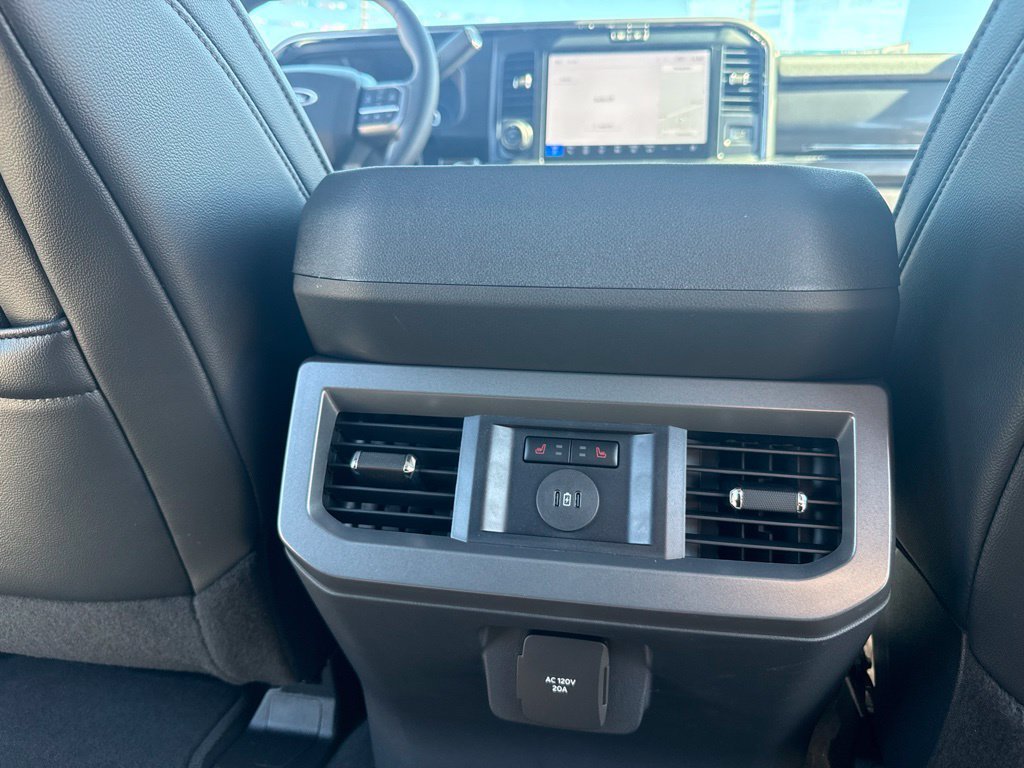 New 2026 Star White Metallic Tri-Coat Ford F-250® Lariat® image 22