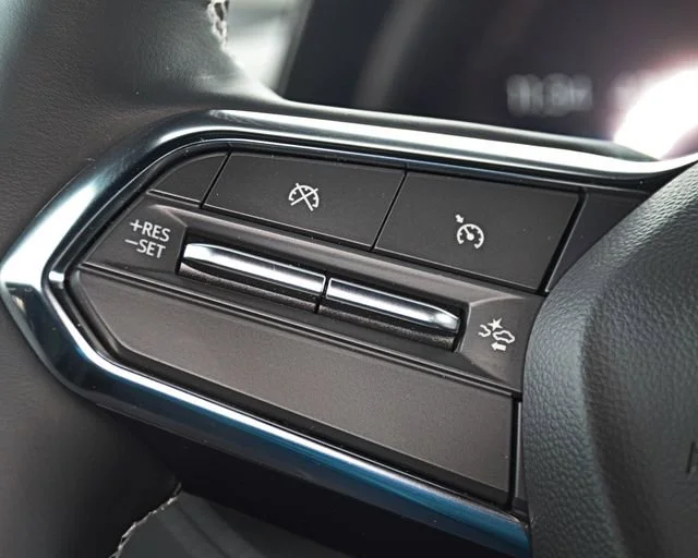 2025 Chevrolet Blazer EV LT - Photo 11