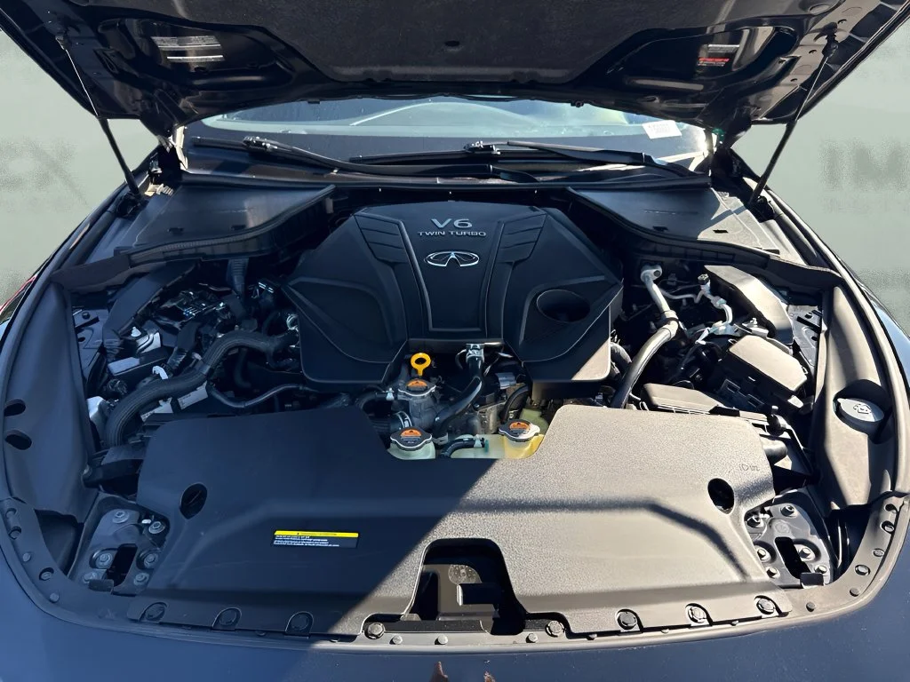 Used 2022 Black INFINITI LUXE image 26