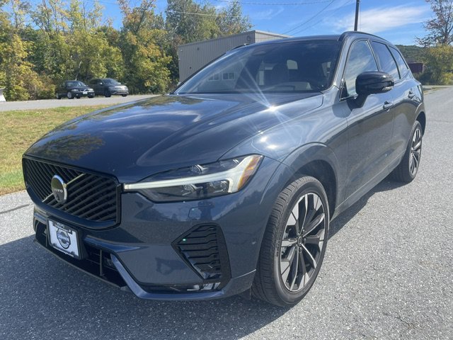 Used 2026 Blue Volvo Plus image 1