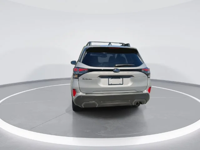 Used 2025 Beige Subaru Limited image 6