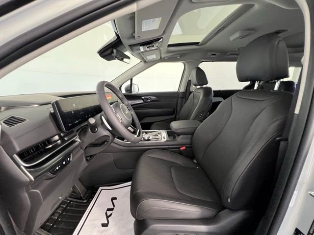 New 2026 White Kia SX image 10
