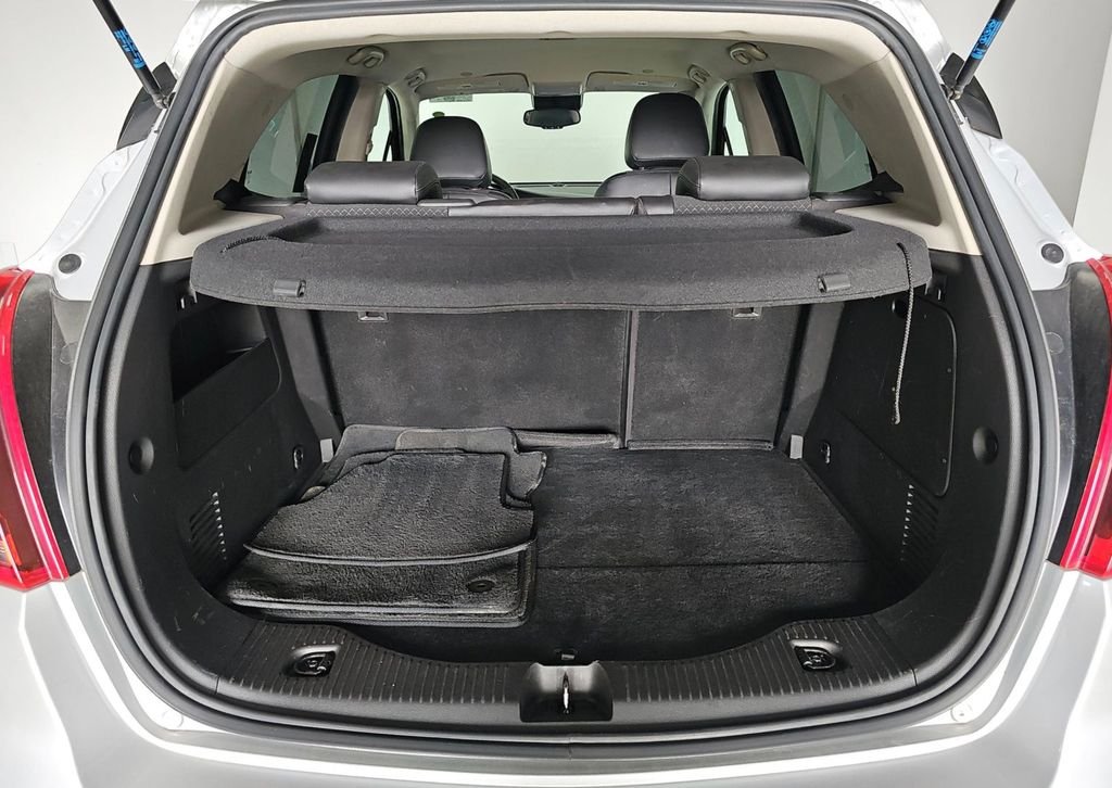 Used 2017 Silver Buick Preferred image 7