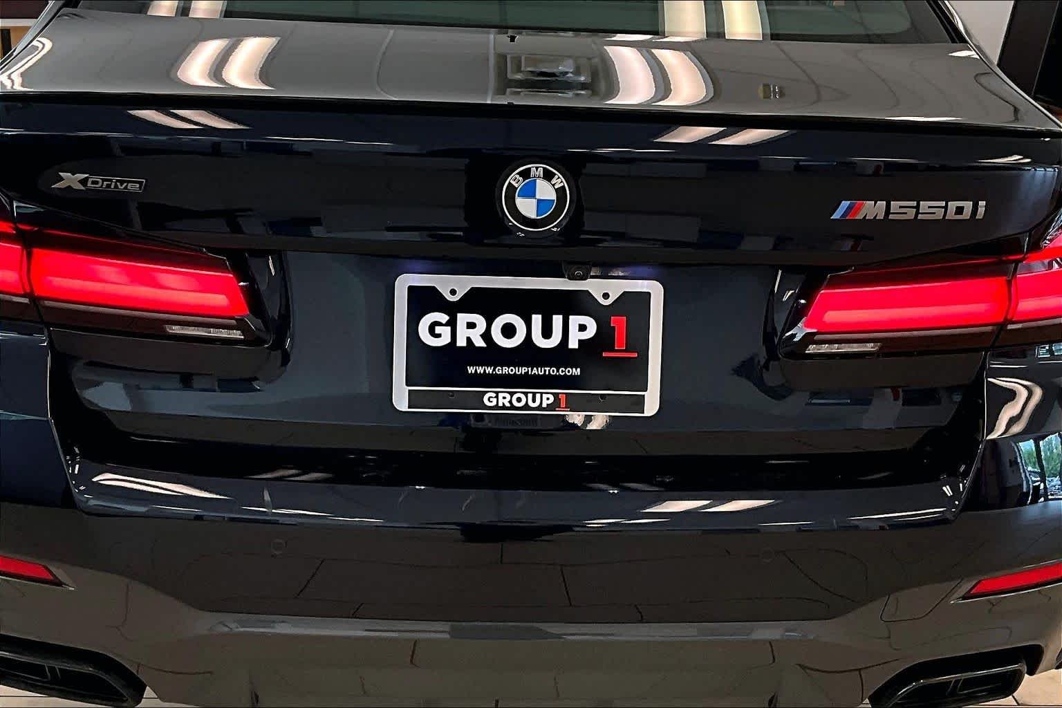 Used 2023 Carbon Black Metallic BMW M550i xDrive image 9