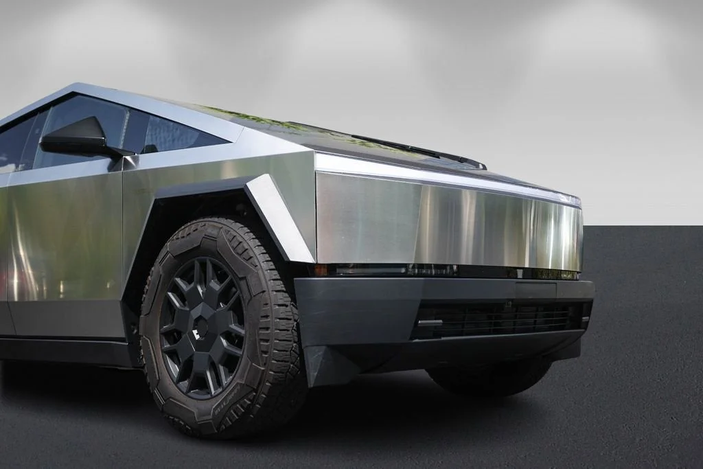 2024 Tesla Cybertruck Base - Photo 9