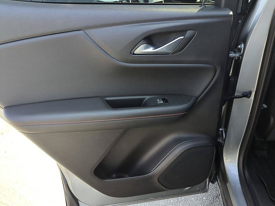 Used 2023 STERLING GRAY METALLIC Chevrolet RS image 29