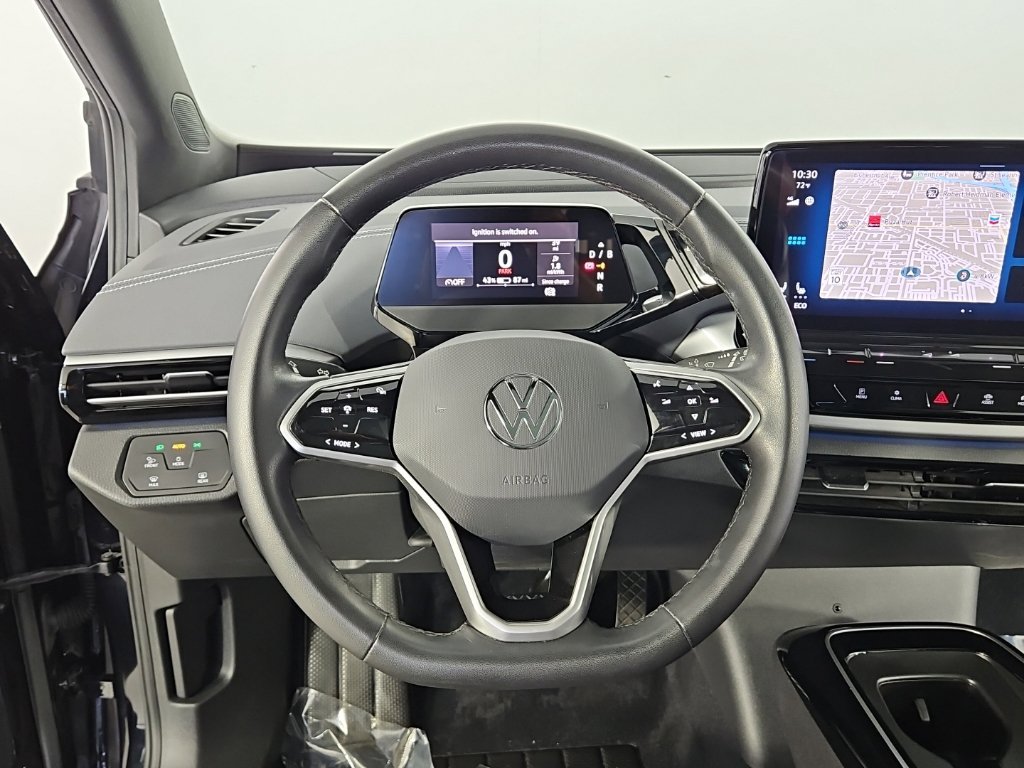 Used 2023 Black Volkswagen S image 27