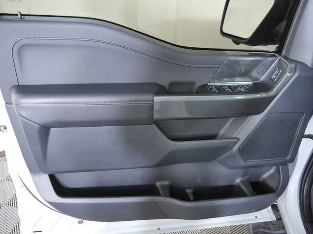 Used 2023 White Ford XLT image 20