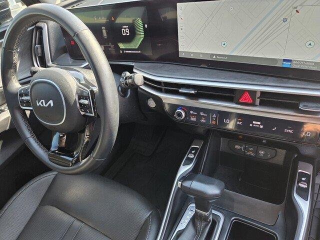 Used 2025 Jungle Green Kia X-Line EX image 33